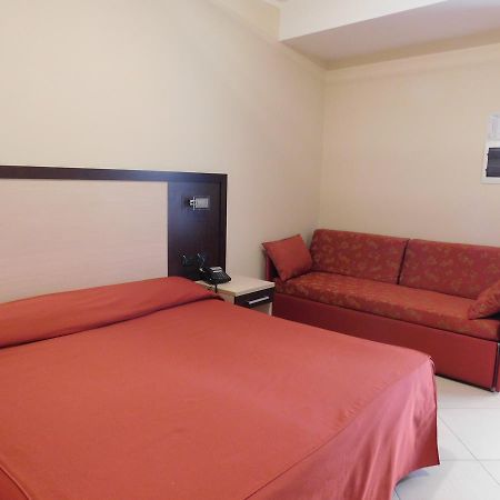 Hotel Risberg Gallipoli Bagian luar foto