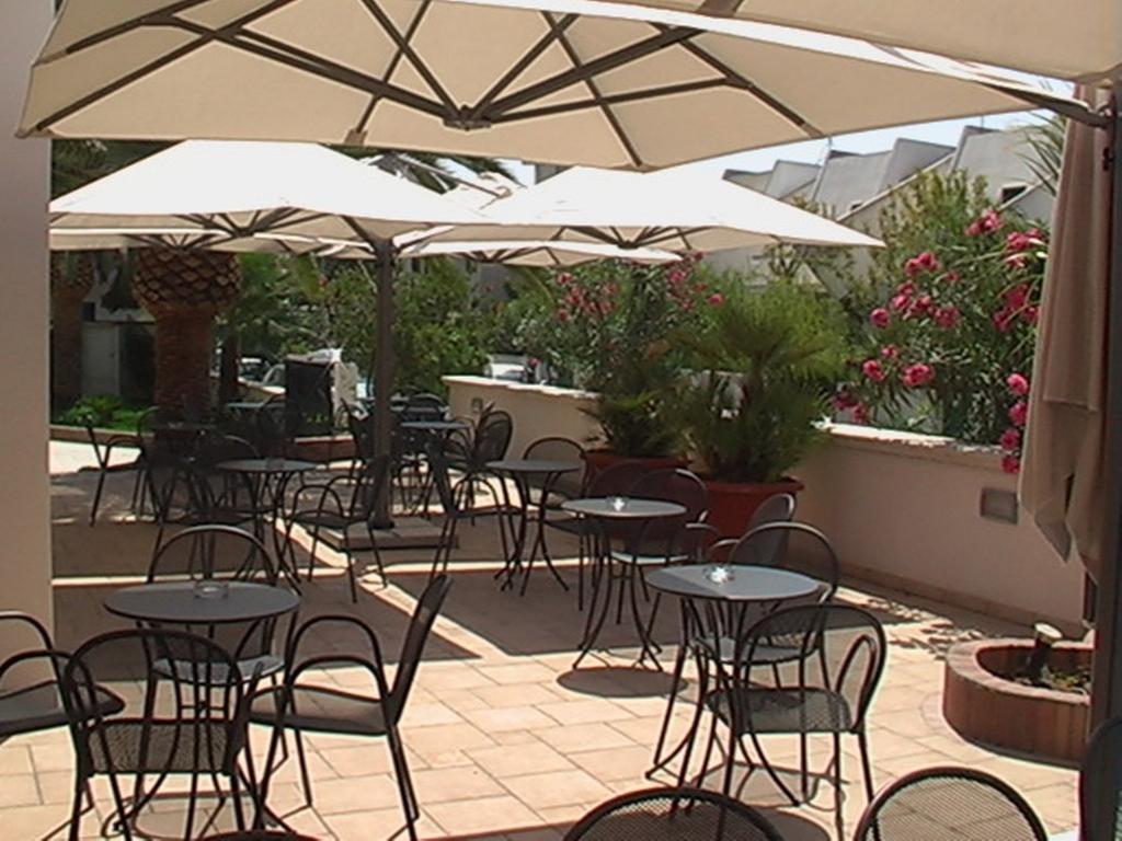 Hotel Risberg Gallipoli Bagian luar foto