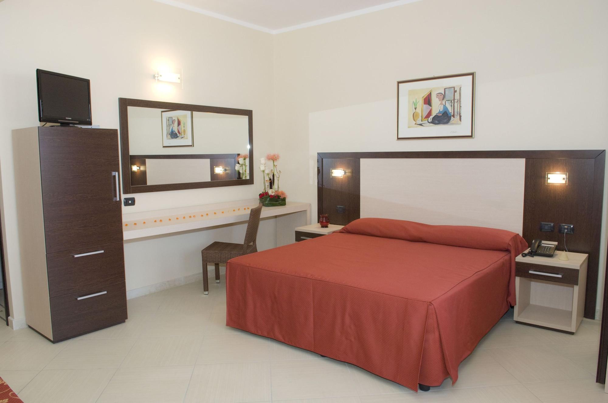 Hotel Risberg Gallipoli Bagian luar foto