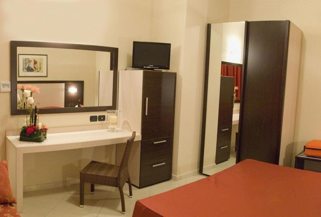 Hotel Risberg Gallipoli Bagian luar foto