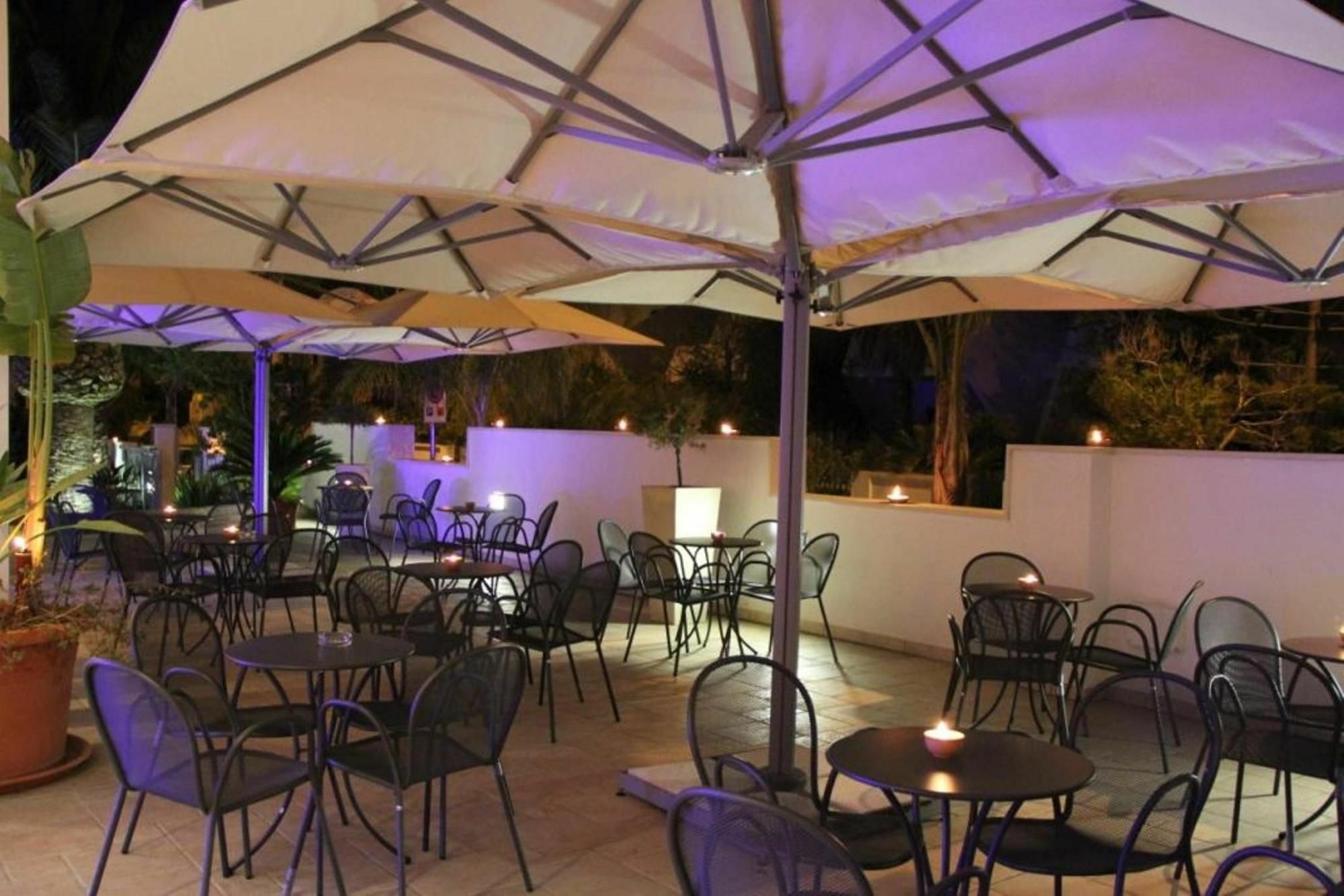 Hotel Risberg Gallipoli Bagian luar foto